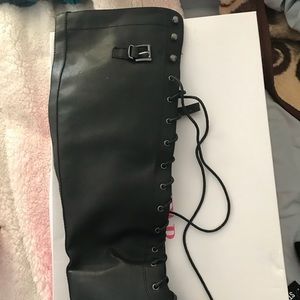 NWT JustFab Knee Tie up black boots